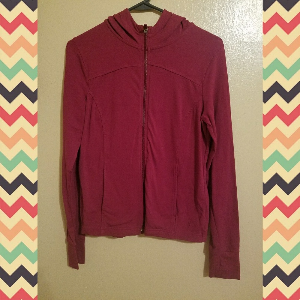 Thin zippered pocket hoodie sweater